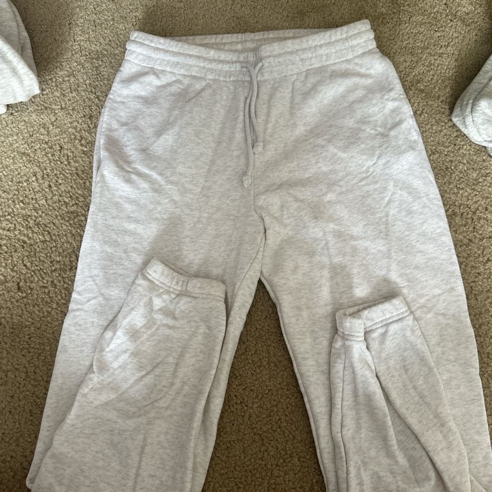 Aritzia Light Gray Joggers